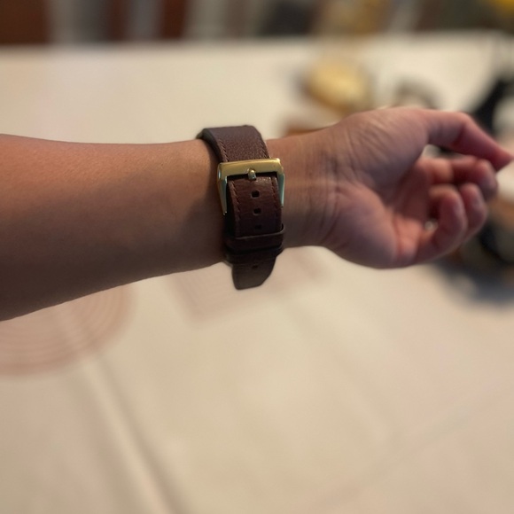 JBW G4 #J6248LE Men’s Gold Watch With Brown Strap - Picture 13 of 17